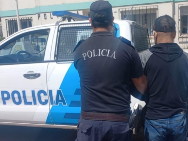 Droga secuestrada y dos hombres detenidos tras allanamientos